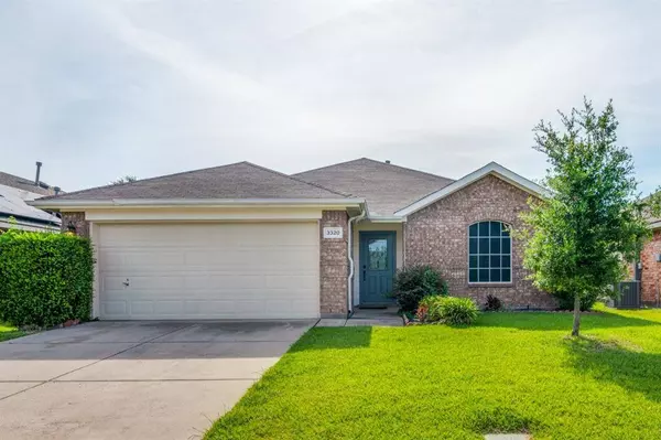 3320 Lake Hill Lane, Hurst, TX 76053