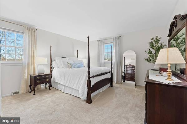 123 WOODVIEW DR, Quakertown, PA 18951