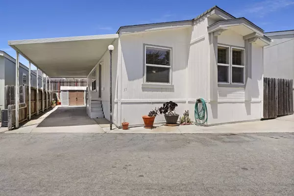 3320 Del Monte BLVD 37, Marina, CA 93933