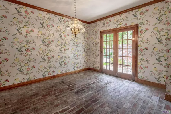 306 WOODGATE BLVD, Baton Rouge, LA 70808