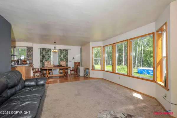 22065 E Faith CIR, Willow, AK 99688