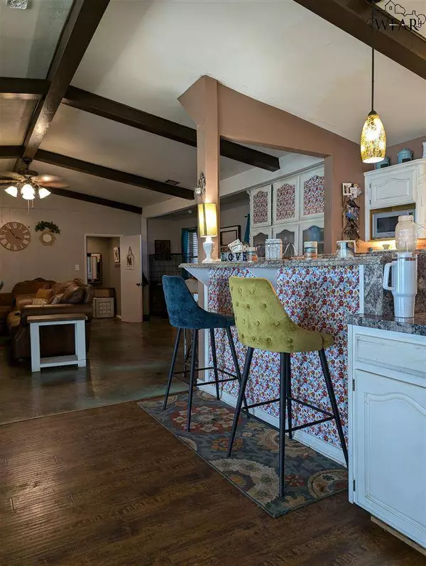 118 LANDS END STREET, Wichita Falls, TX 76308