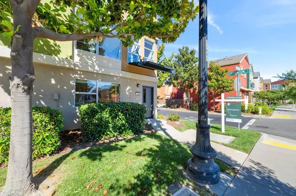 796 Alloy CT, West Sacramento, CA 95691