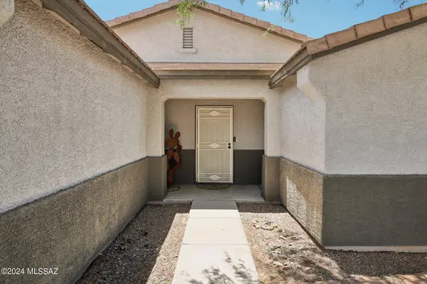 596 E Sterling Canyon Drive, Vail, AZ 85641