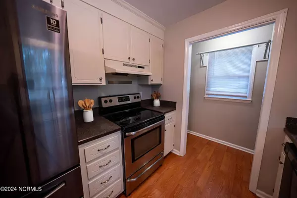 1304 Willow Springs Drive E, Richlands, NC 28574