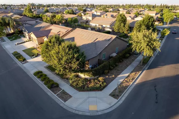 2940 S Edison Street, Visalia, CA 93292