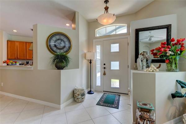 10810 ASHFORD OAKS DR, Tampa, FL 33625