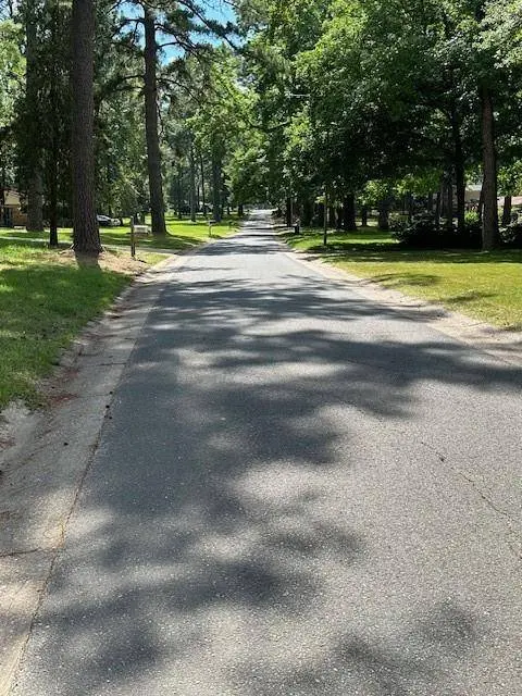 1825 S Brookwood Drive, Shreveport, LA 71118