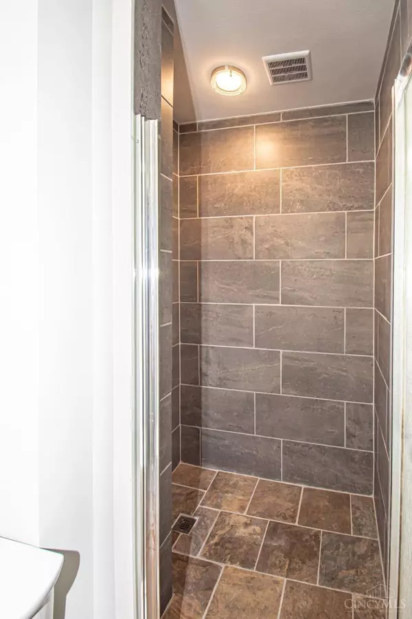 232 Hanna Ave, Trotwood, OH 45417