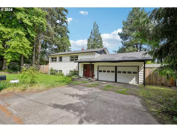 8825 SE Regents DR, Milwaukie, OR 97222