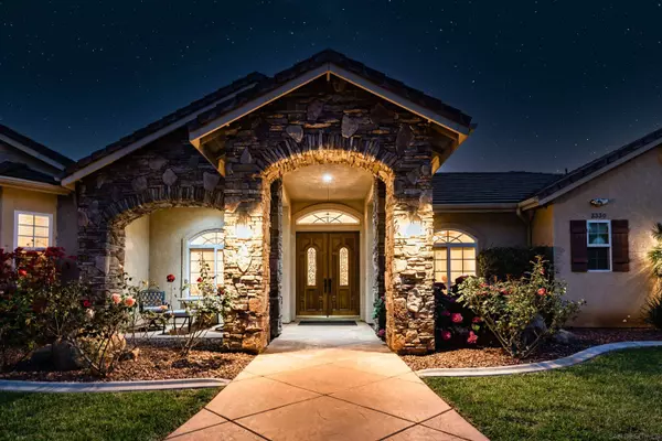 3330 Brooke Hollow Rd, Fallbrook, CA 92028