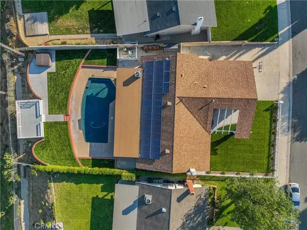 27440 Garza DR, Saugus, CA 91350