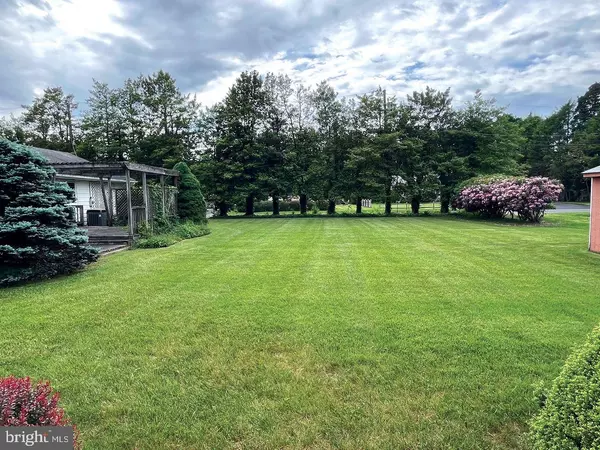 2200 COTTONWOOD DR, Vineland, NJ 08361