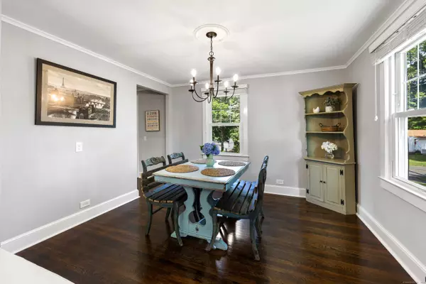 724 Moss Farms Road, Cheshire, CT 06410