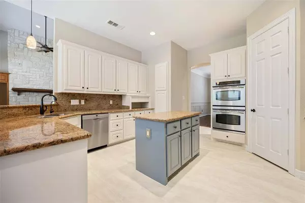 3000 Corkwood Circle, Flower Mound, TX 75022