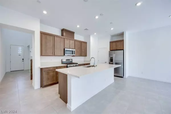 4365 Tabor Peak Avenue, Las Vegas, NV 89141