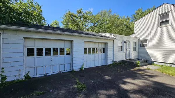 100 Becker Circle, Windsor, CT 06095