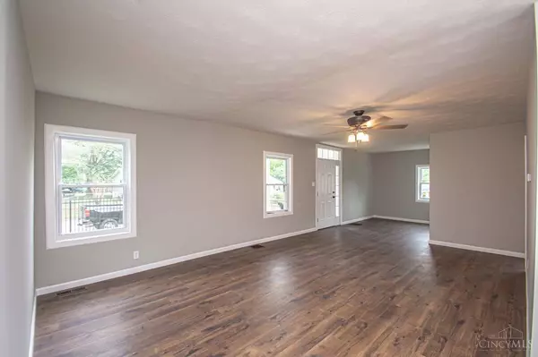 232 Hanna Ave, Trotwood, OH 45417