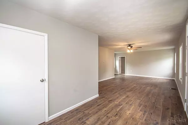 232 Hanna Ave, Trotwood, OH 45417