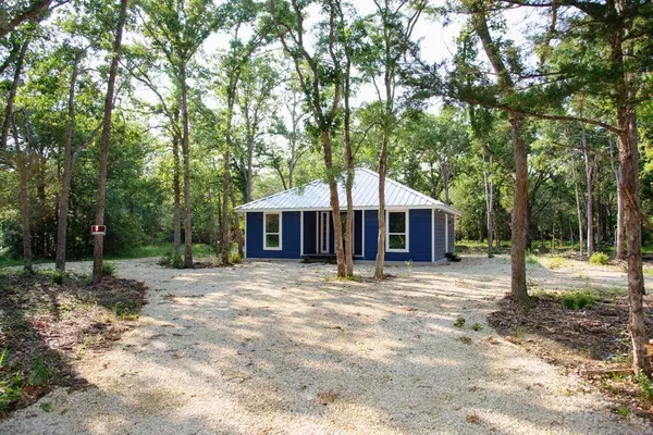 2838 Eagle PT, Caldwell, TX 77836