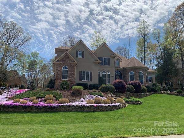 7778 Burning Ridge DR, Stanley, NC 28164