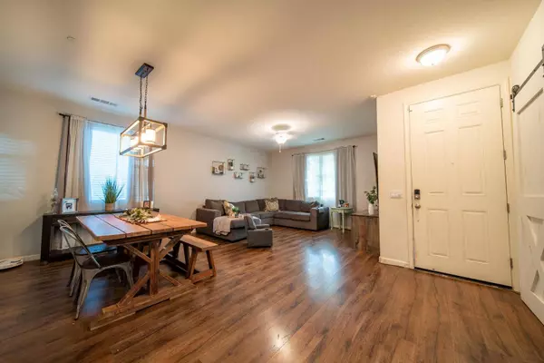 2940 S Edison Street, Visalia, CA 93292