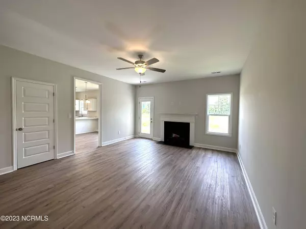 109 Adams Landing Way, Maysville, NC 28555