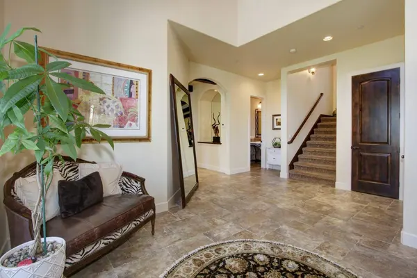 207 Corte Sendero, Lincoln, CA 95648