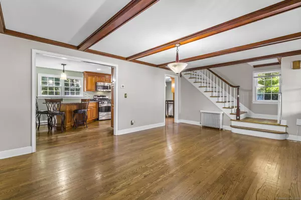 20 Woodruff Avenue, Naugatuck, CT 06770