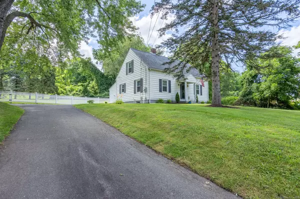 724 Moss Farms Road, Cheshire, CT 06410