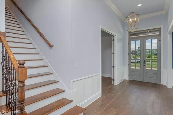 100 Willow Bend Road, Benton, LA 71006