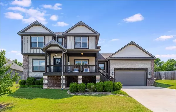 1125 Nemett Cir, Pea Ridge, AR 72751