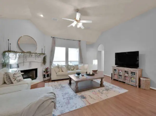 34019 Conroe Huffsmith RD, Magnolia, TX 77354