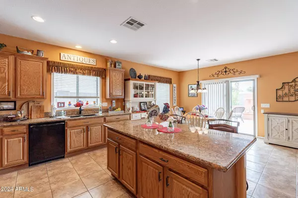 183 S 165th Drive, Goodyear, AZ 85338