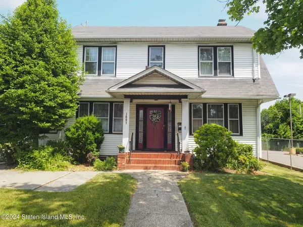 3891 Amboy RD, Staten Island, NY 10308