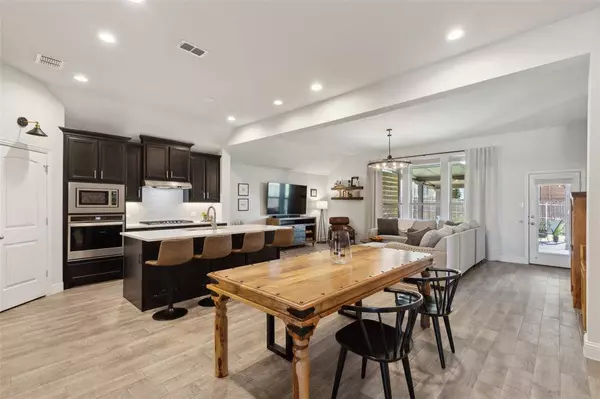 1207 Misty Ridge Drive, Justin, TX 76247