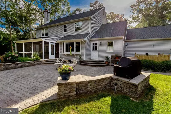 6 COBBLESTONE LN, Shamong, NJ 08088