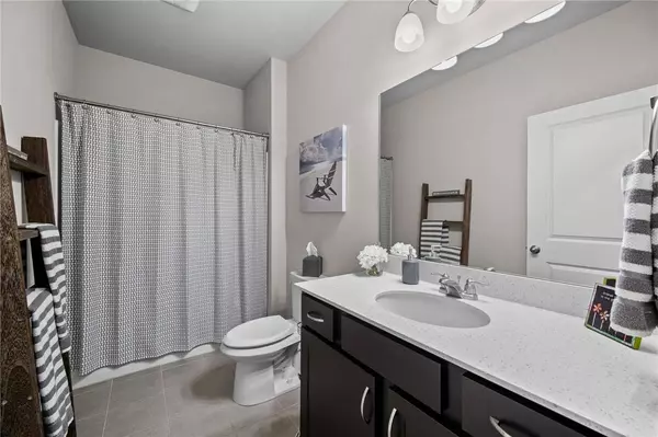 4322 NW Sharmin Drive, Ankeny, IA 50023