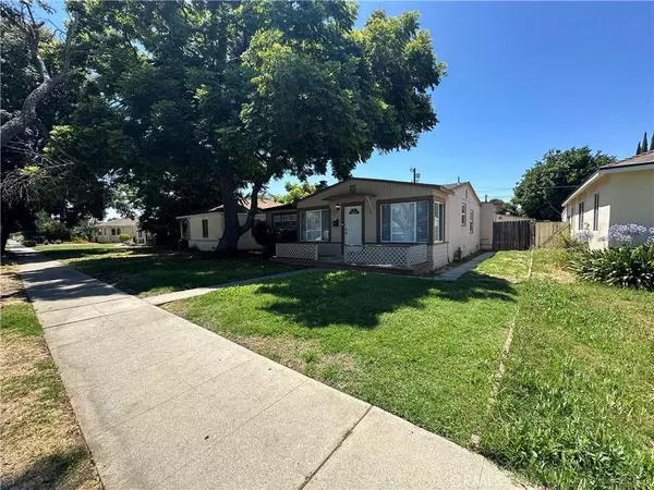 18216 Hartland ST, Reseda, CA 91335