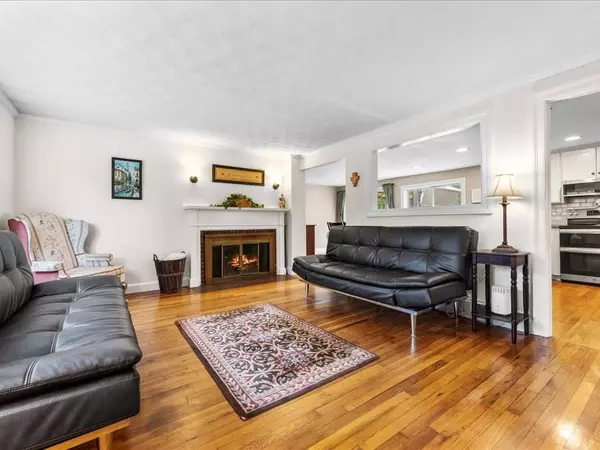 139 Beal Rd, Waltham, MA 02453