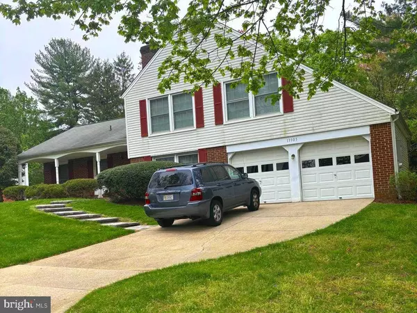 13905 POND VIEW RD, Silver Spring, MD 20905