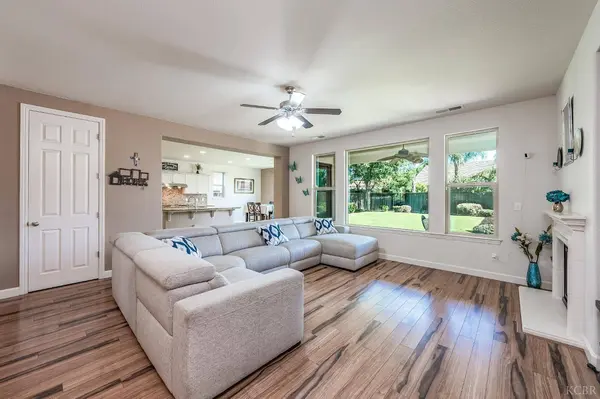 3159 Beverly Avenue, Clovis, CA 93619