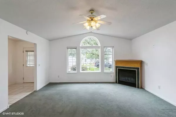 495 S 51st Street #7, West Des Moines, IA 50265