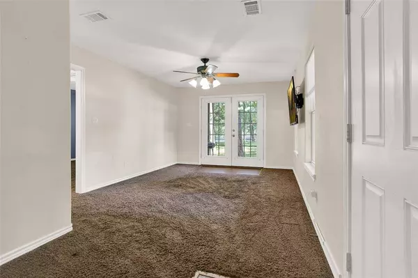 199 Sophia Drive, Pottsboro, TX 75076