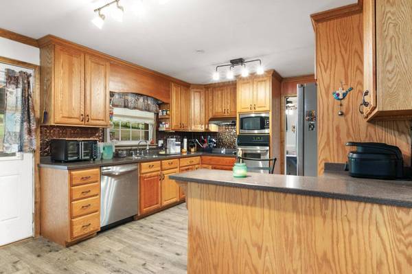 4968 Pulaski Giles TPKE, Pearisburg, VA 24134