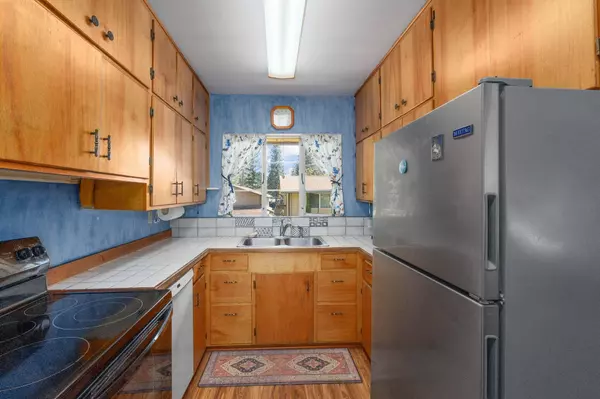 818 E Columbia Ave, Colville, WA 99114