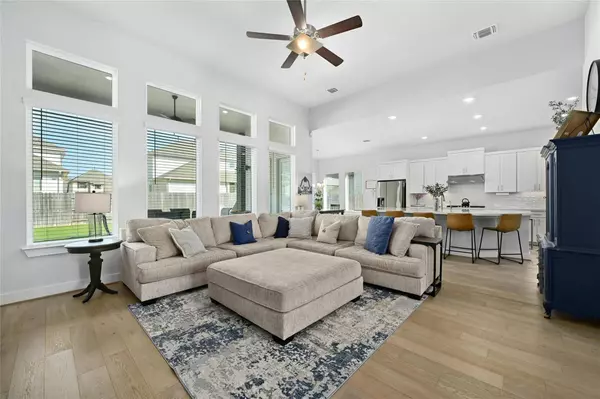 20024 Crested Caracara LN, Pflugerville, TX 78660