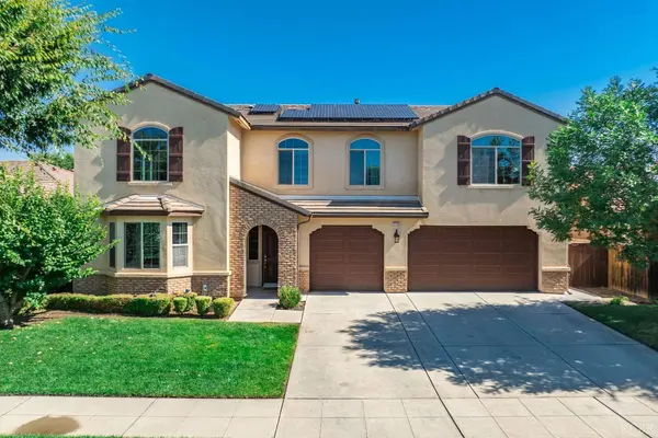 3159 Beverly Avenue, Clovis, CA 93619