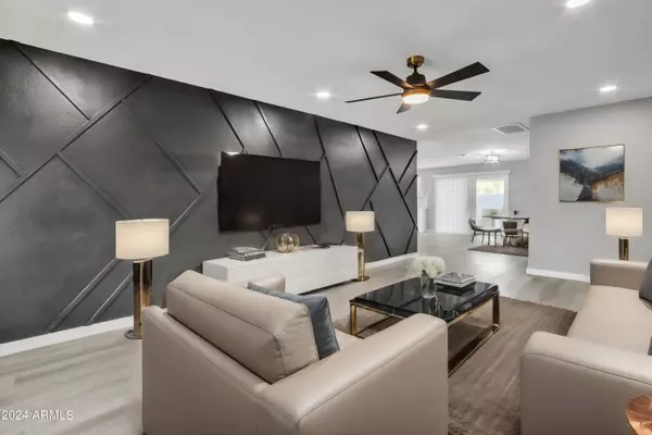 1532 S CHESTNUT Circle, Mesa, AZ 85204