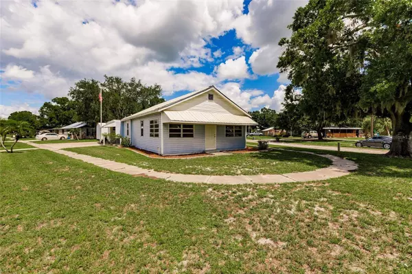 723 E CYPRESS ST, Arcadia, FL 34266